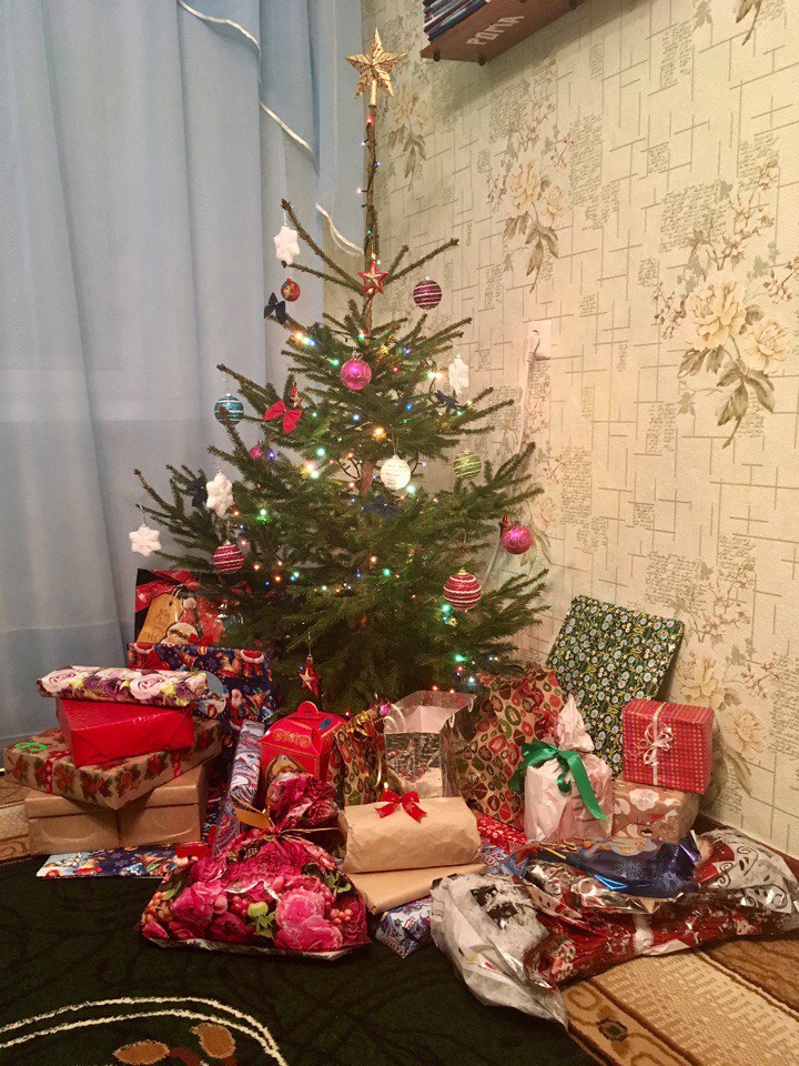 Таемны Зюзя: гродзенцаў запрашаюць ўсляпую абмяняцца падарункамі (і паглядзіце, якія падарункі рабілі летась) Таемны Зюзя: гродзенцаў запрашаюць ўсляпую абмяняцца падарункамі (і паглядзіце, якія падарункі рабілі летась)