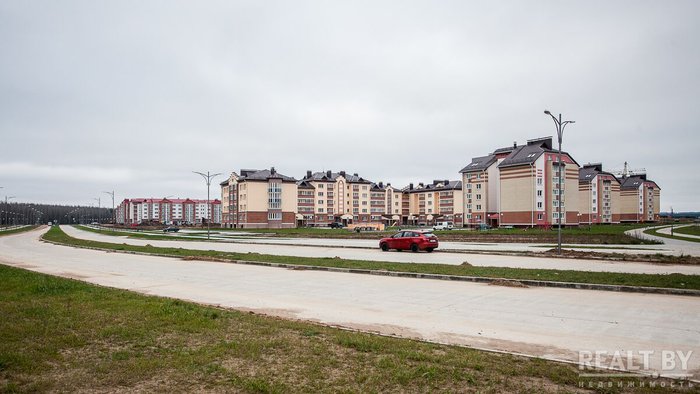 "Место здесь хорошее". В Островце открыли хостел с видом на БелАЭС