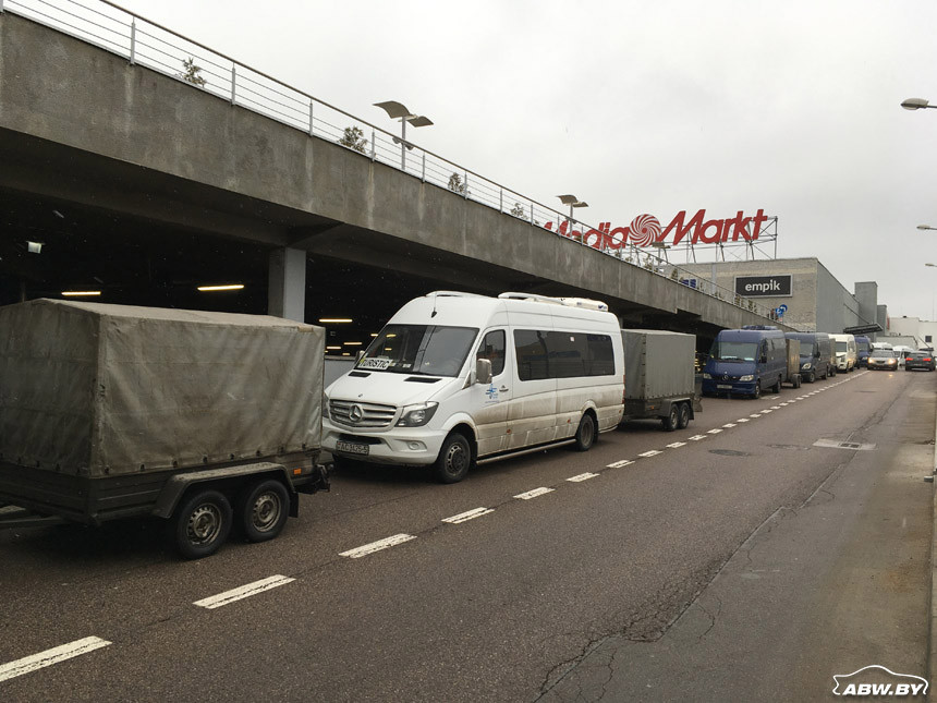 "Небывалый рост продаж": белорусы готовятся к новым ограничениям ввоза