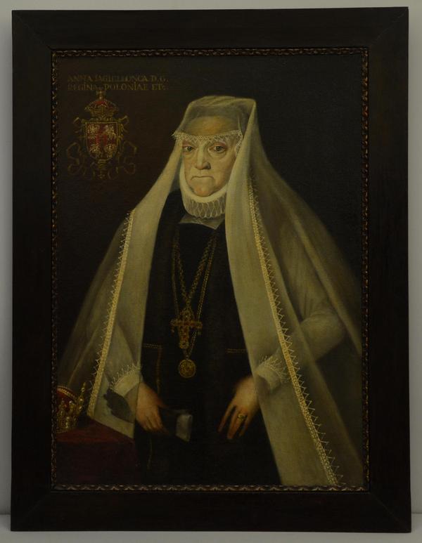 Гродненскому музею подарили портреты Батория и его жены