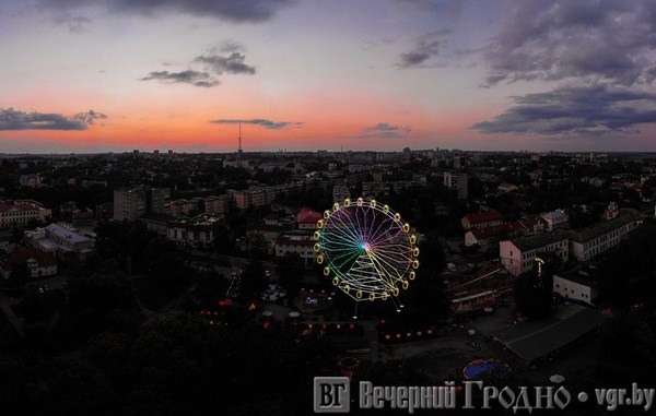 Высотой с 14-этажный дом и кабинки с подогревом: смотрите, как будет выглядеть колесо обозрения в Гродно
