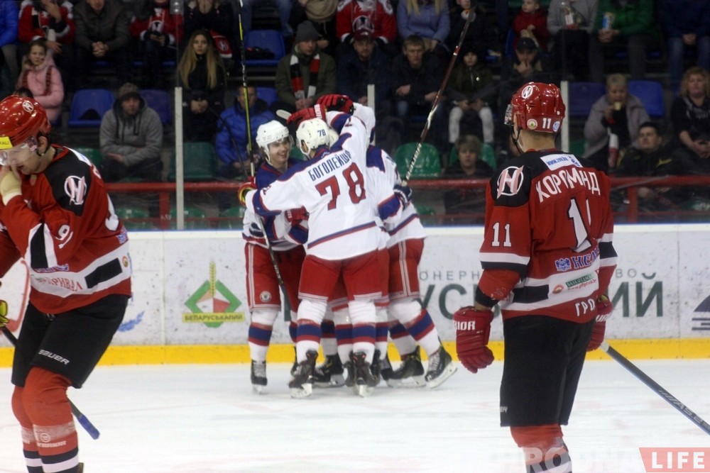 Біліся да апошняга: "Нёман" прайграў "Юнацтву" ў серыі булітаў Біліся да апошняга: "Нёман" прайграў "Юнацтву" ў серыі булітаў