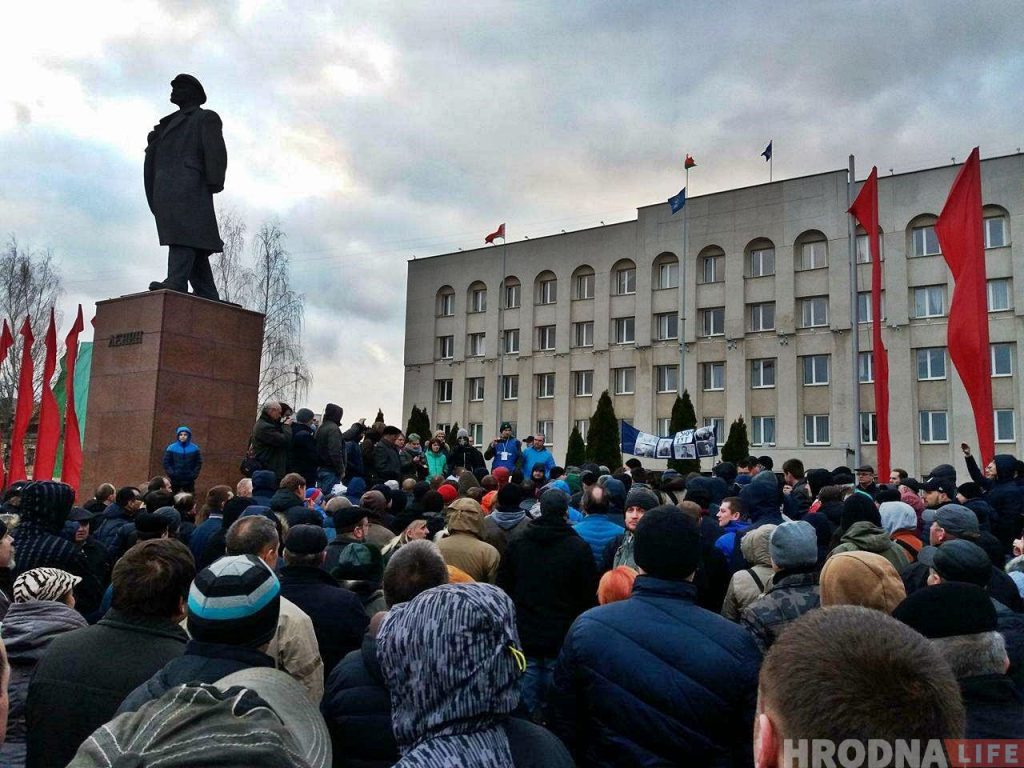 Глядзіце, як два гады таму гродзенцы выйшлі на акцыю пратэсту супраць дэкрэта №3