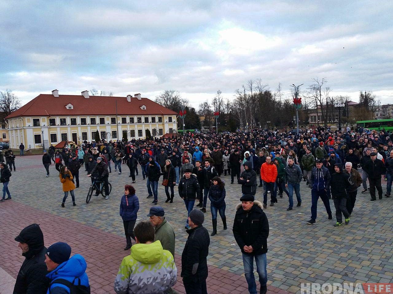 Глядзіце, як два гады таму гродзенцы выйшлі на акцыю пратэсту супраць дэкрэта №3
