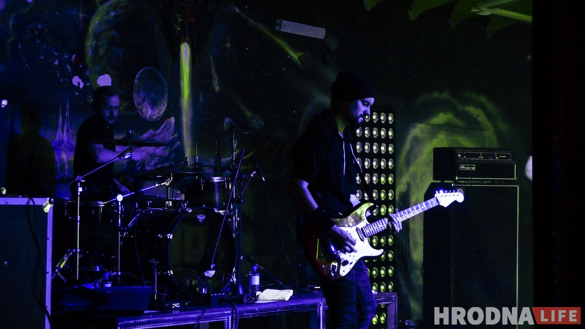 Фота: NIZKIZ запальваў у Гродне вечарам і паўторыць канцэрт на Дні Волі Фота: NIZKIZ запальваў у Гродне вечарам і паўторыць канцэрт на Дні Волі