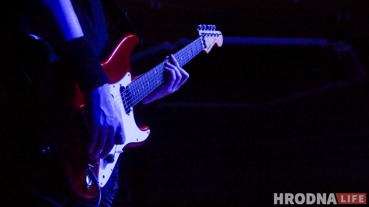 Фота: NIZKIZ запальваў у Гродне вечарам і паўторыць канцэрт на Дні Волі Фота: NIZKIZ запальваў у Гродне вечарам і паўторыць канцэрт на Дні Волі