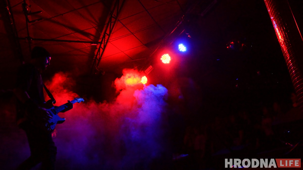Фота: NIZKIZ запальваў у Гродне вечарам і паўторыць канцэрт на Дні Волі Фота: NIZKIZ запальваў у Гродне вечарам і паўторыць канцэрт на Дні Волі