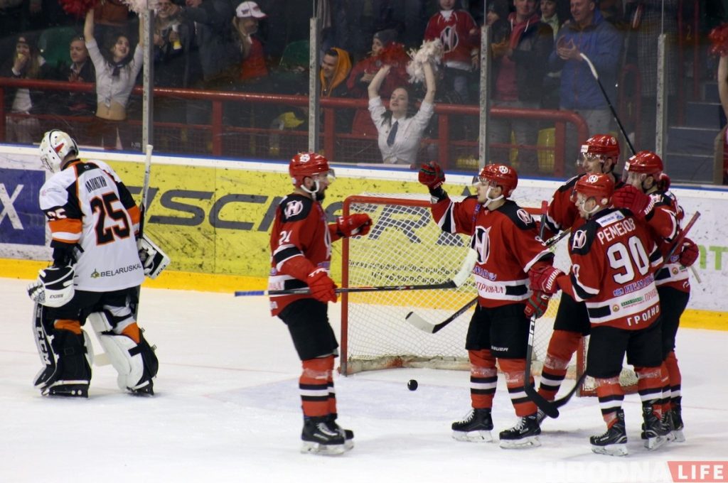 "Нёман" дабіў "Шахцёр" і выйшаў у фінал чэмпіянату Беларусі