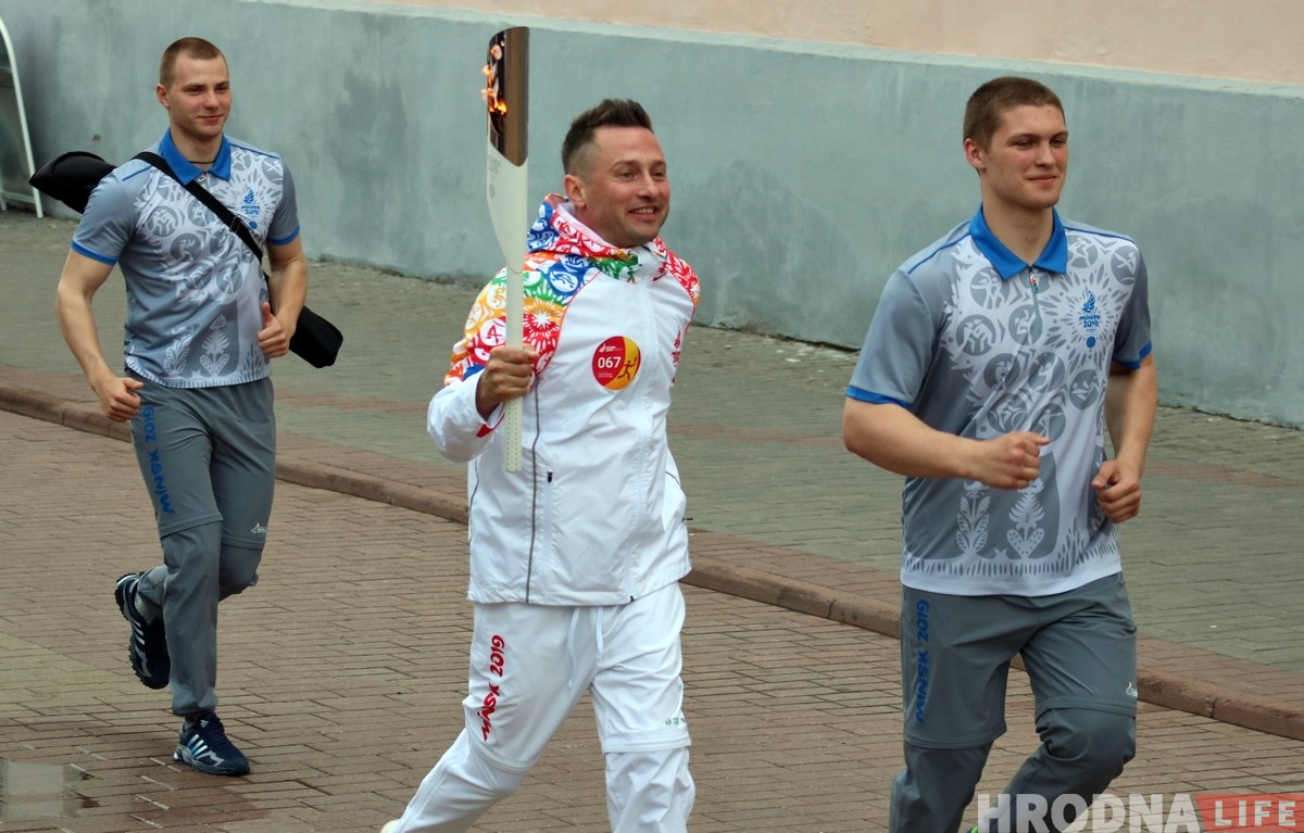 Гродно встретил эстафету огня "Пламя мира" 