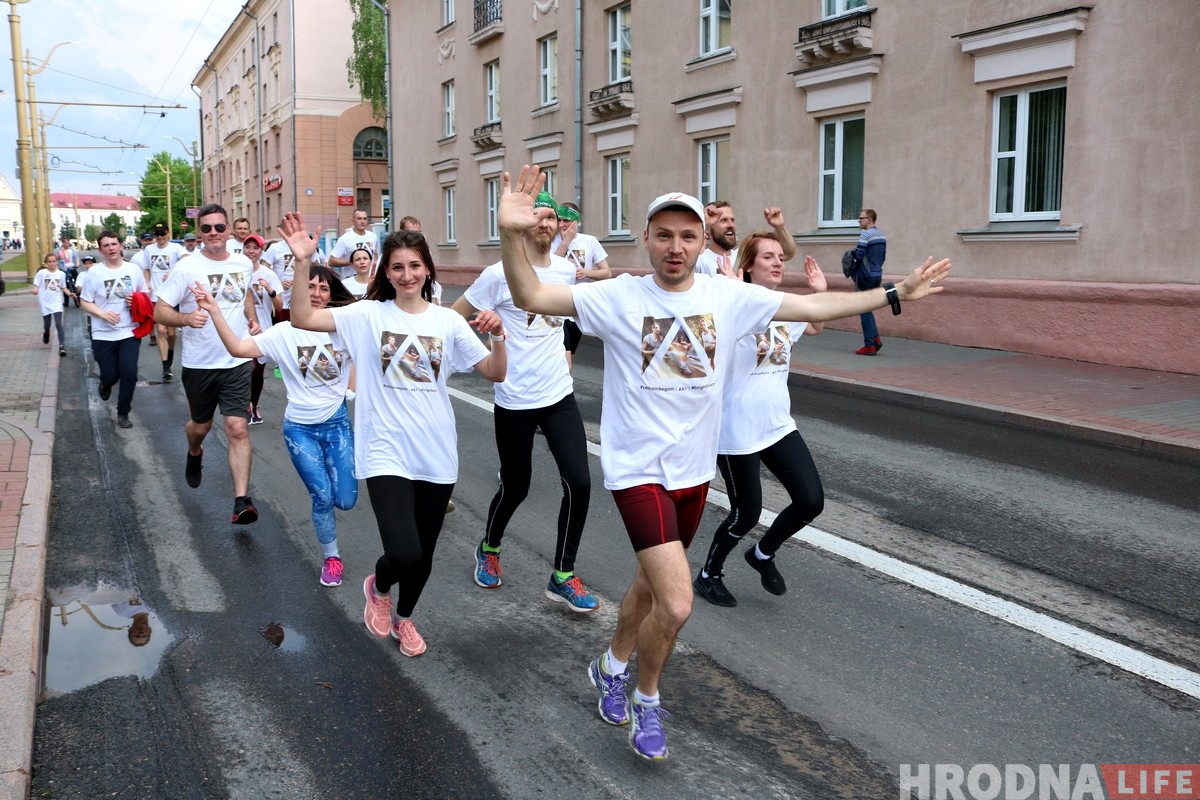 Гродно встретил эстафету огня "Пламя мира" 