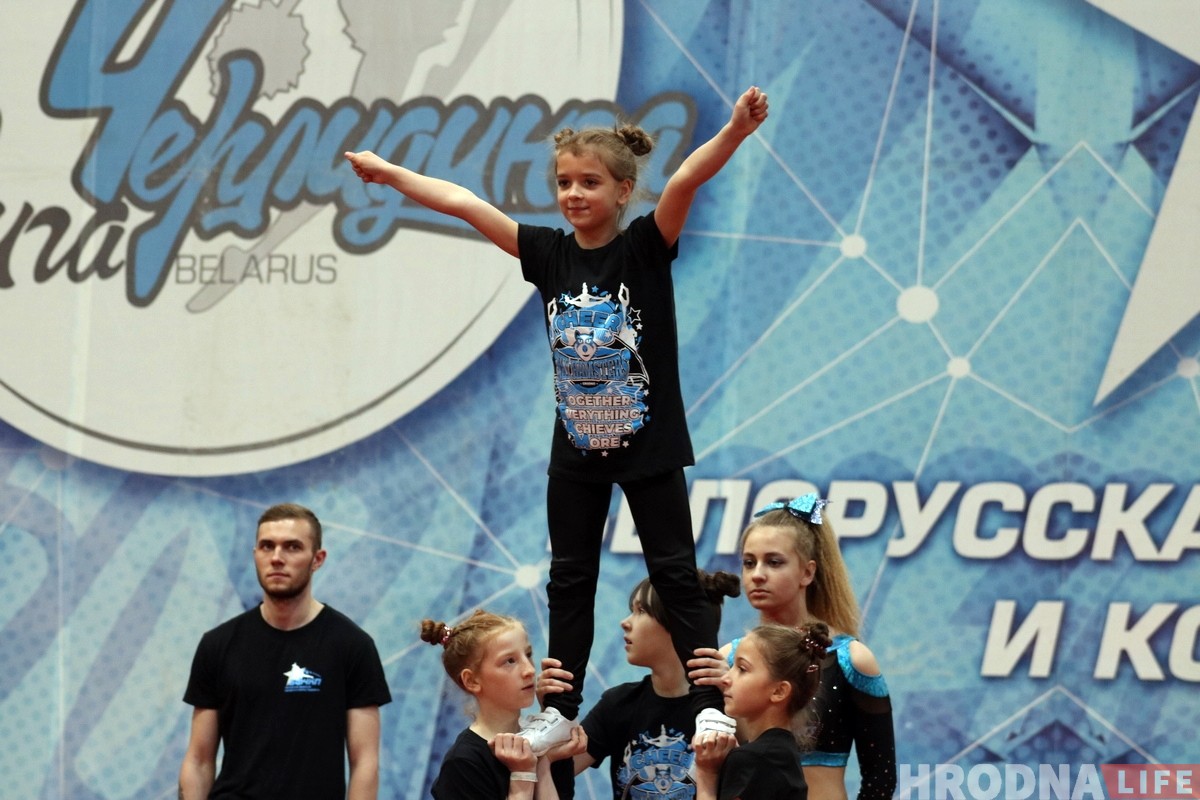 Смотрите как в Гродно проходили областные соревнования по чирлидингу 