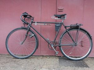 "Такіх у Беларусі не больш за 15". Як майстар аднавіў стогадовы ровар Niemen, каб захаваць гродзенскую гісторыю "Такіх у Беларусі не больш за 15". Як майстар аднавіў стогадовы ровар Niemen, каб захаваць гродзенскую гісторыю