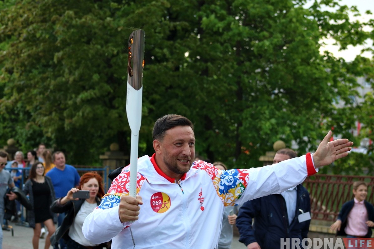 Гродно встретил эстафету огня "Пламя мира" 