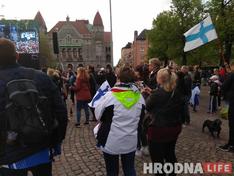 Фотафакт: Што рабілася ў Хельсінкі, калі фінскія хакеісты перамаглі канадцаў Фотафакт: Што рабілася ў Хельсінкі, калі фінскія хакеісты перамаглі канадцаў