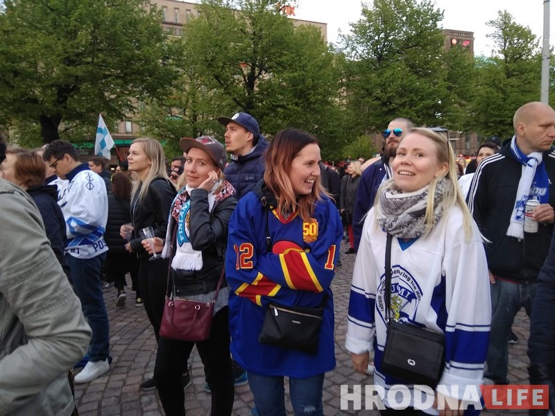 Фотафакт: Што рабілася ў Хельсінкі, калі фінскія хакеісты перамаглі канадцаў Фотафакт: Што рабілася ў Хельсінкі, калі фінскія хакеісты перамаглі канадцаў