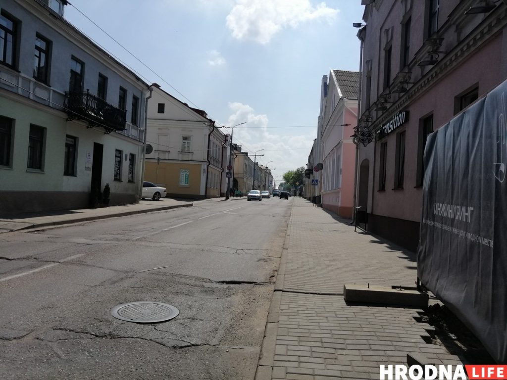 Відэафакт: Ламалі вішню экскаватарам, бо не было пілаў