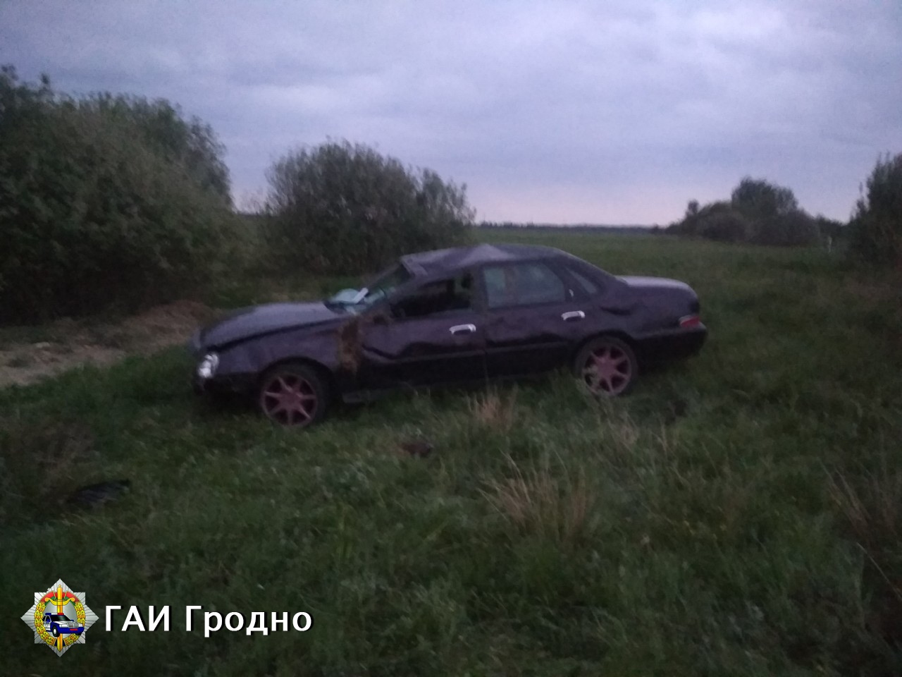Столкновение в Волковысском районе и опрокидывание в Ивьевском. Два человека госпитализированы