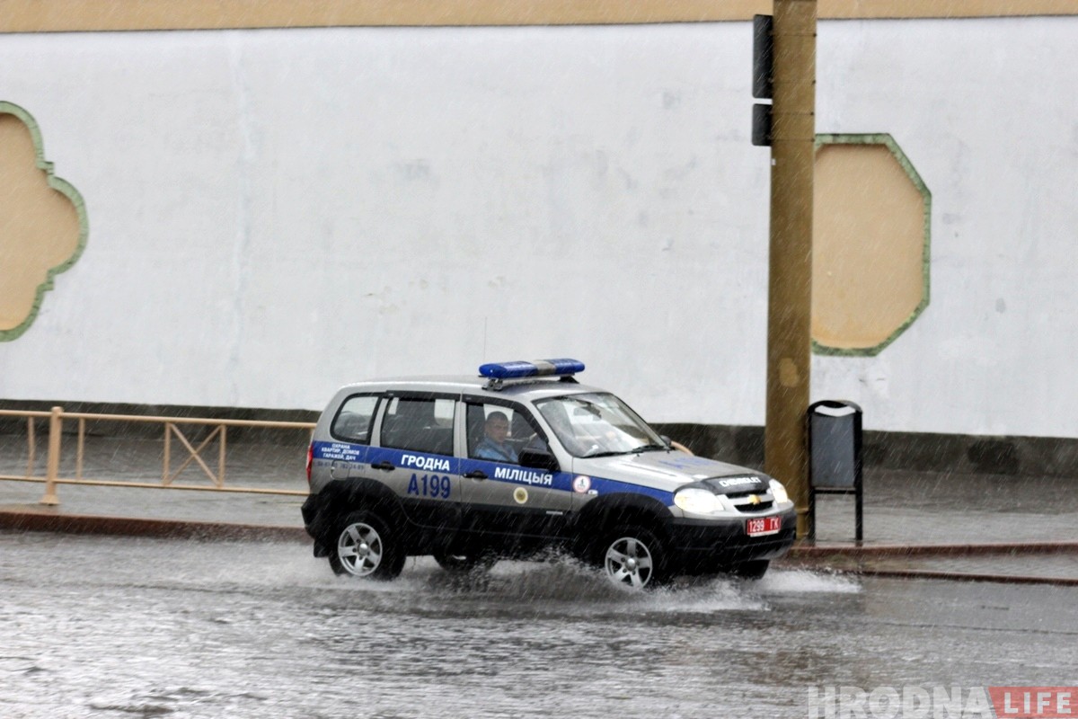 ФОТО: Первый летний ливень затопил улицы Гродно
