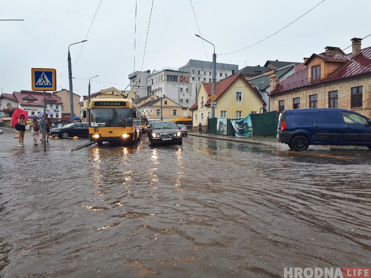 ФОТО: Первый летний ливень затопил улицы Гродно