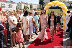 Збіраць, круціць і мацаць: выстава “ЭКСПІРЫмЕНтуС” зноў прыехала ў Гродна