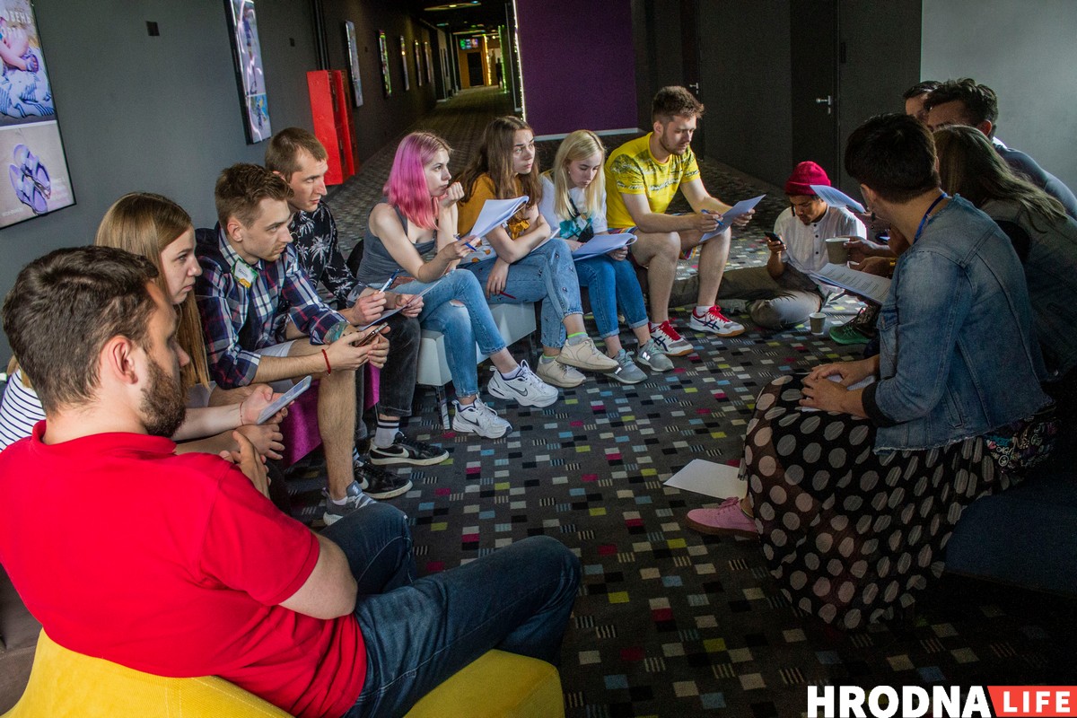 На байк-фэсце не будзе мотакалоны з-за закона аб масавых мерапрыемствах. Байкеры незадаволеныя На байк-фэсце не будзе мотакалоны з-за закона аб масавых мерапрыемствах. Байкеры незадаволеныя