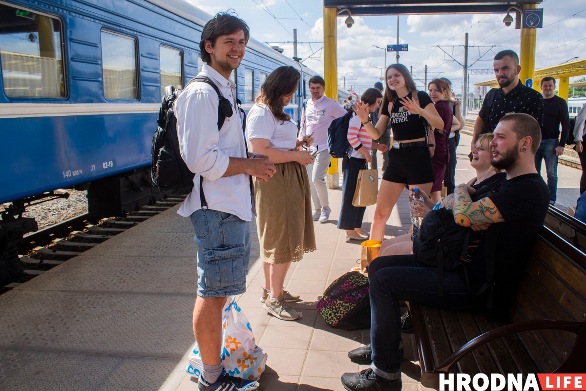 На байк-фэсце не будзе мотакалоны з-за закона аб масавых мерапрыемствах. Байкеры незадаволеныя На байк-фэсце не будзе мотакалоны з-за закона аб масавых мерапрыемствах. Байкеры незадаволеныя