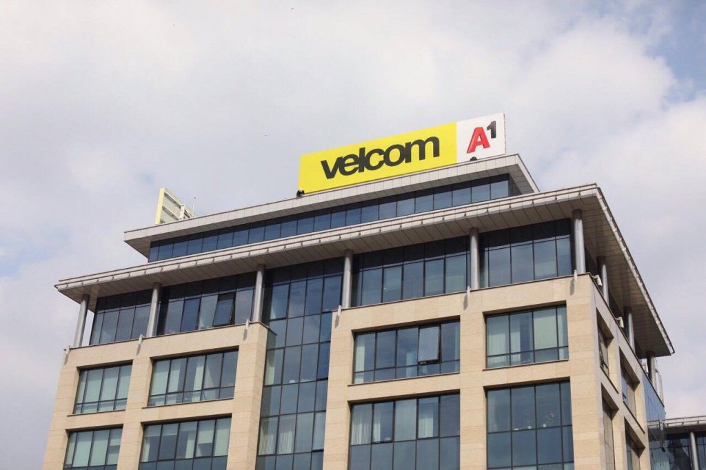 За мяжой як дома: velcom | A1 прапанаваў 1 ГБ трафіка ў роўмінгу ўсяго за  5,9 рублі