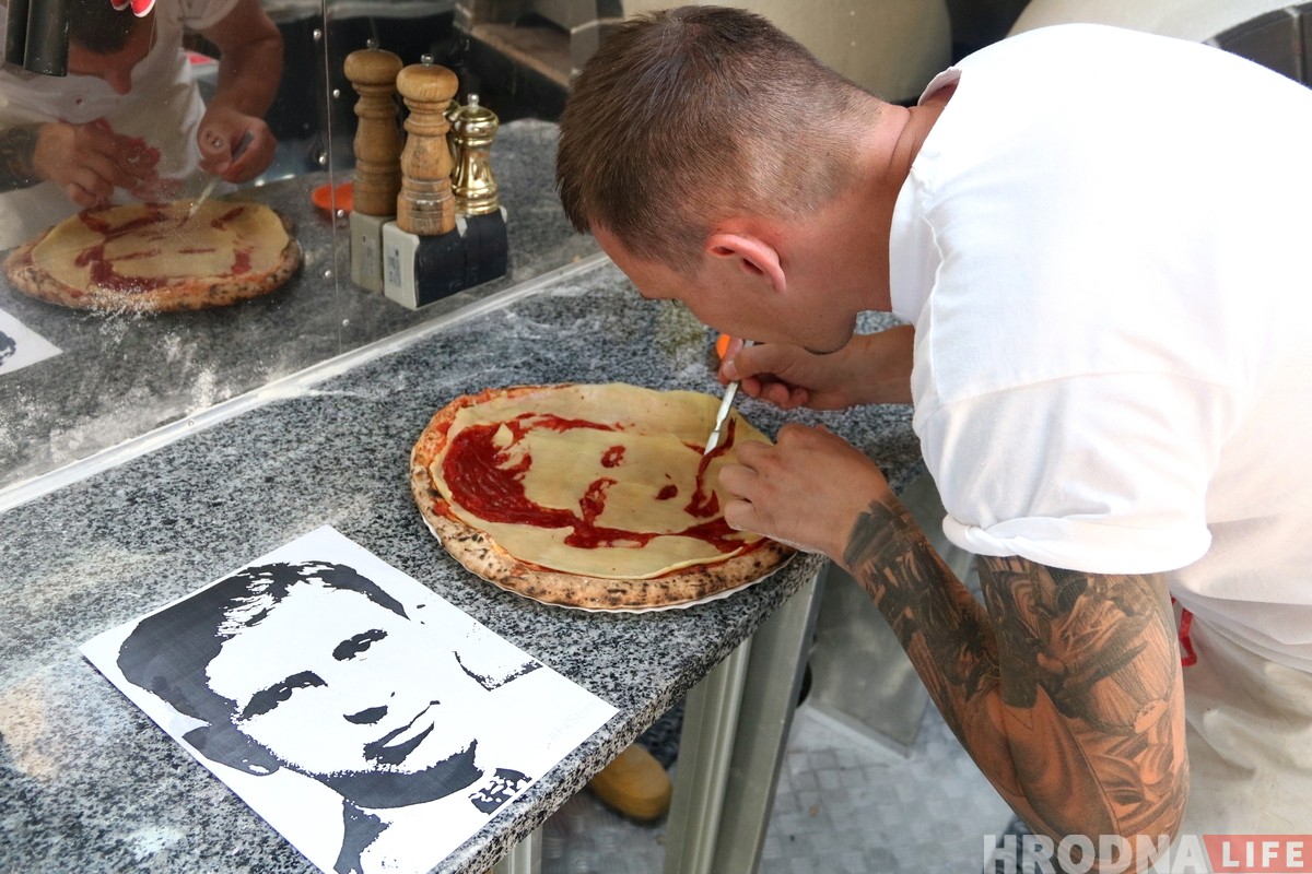 В гродненском Pizzatruck сделали пиццу с портретом гангстера Мейера Ланского