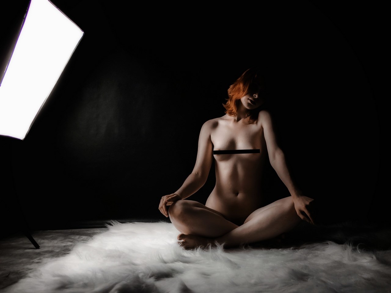 «Неідэальнае цела можа быць прыгожым". Навошта гродзенка здымаецца аголенай