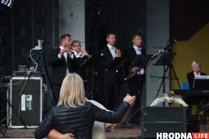 Застрэліць качку на вячэру і станцаваць вальс. У парку Жылібера гралі Штрауса для ўсіх