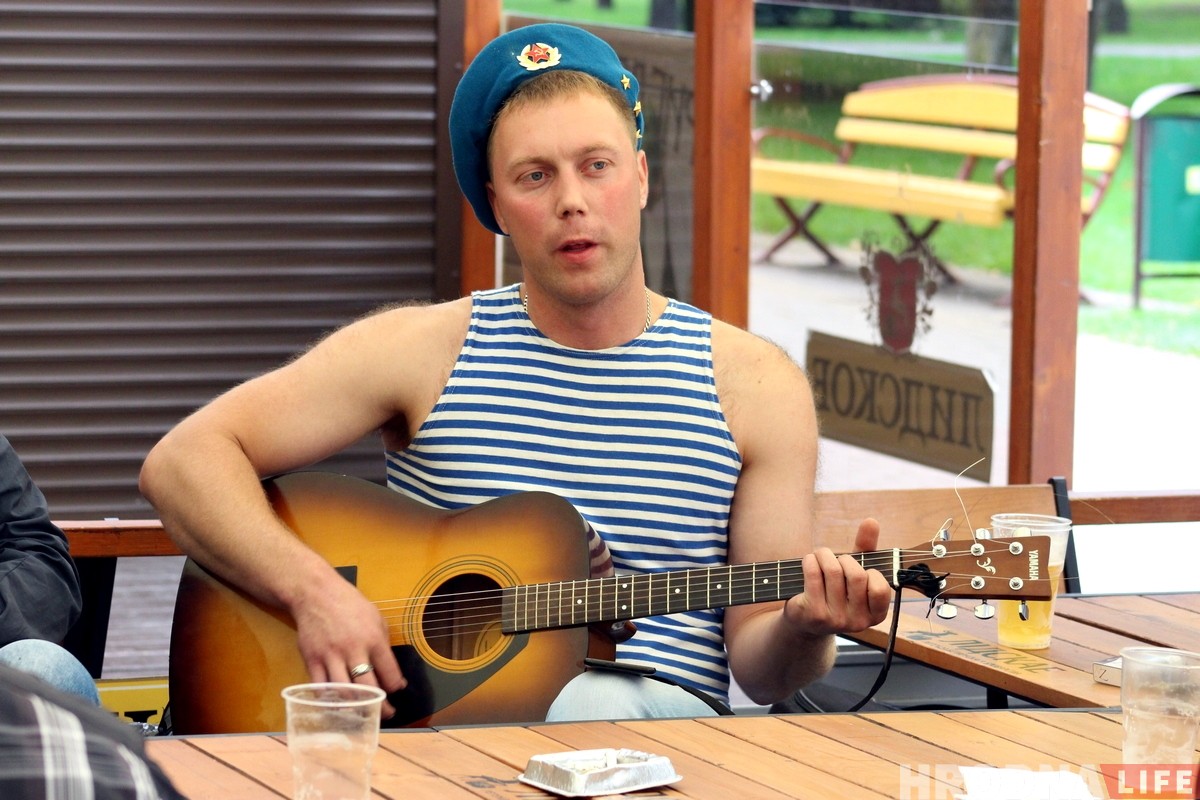 ФОТО: В Гродно празднуют День ВДВ