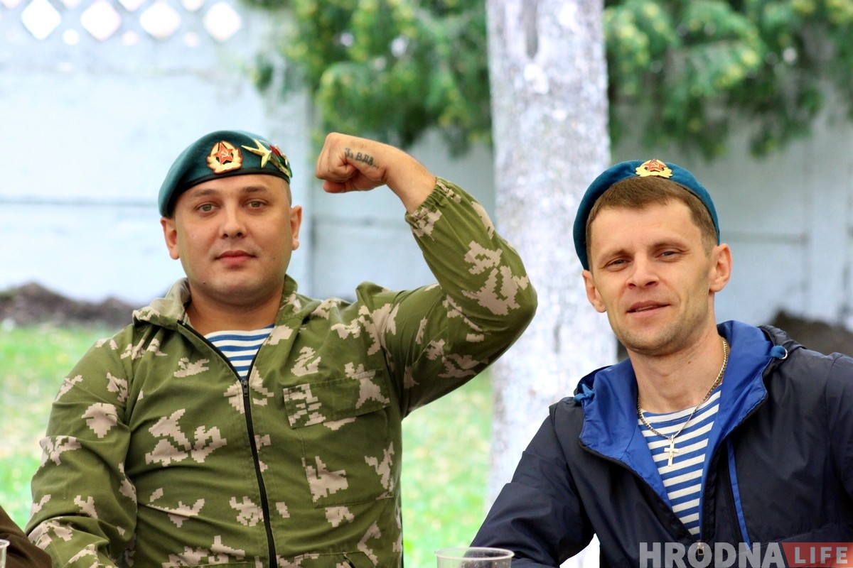 ФОТО: В Гродно празднуют День ВДВ