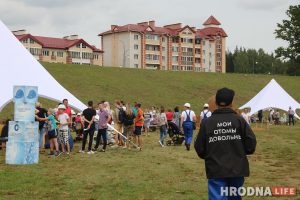 "Паспець да панядзелка". Як жыхары былой вёскі Дзевятоўка рыхтуюцца да зносу