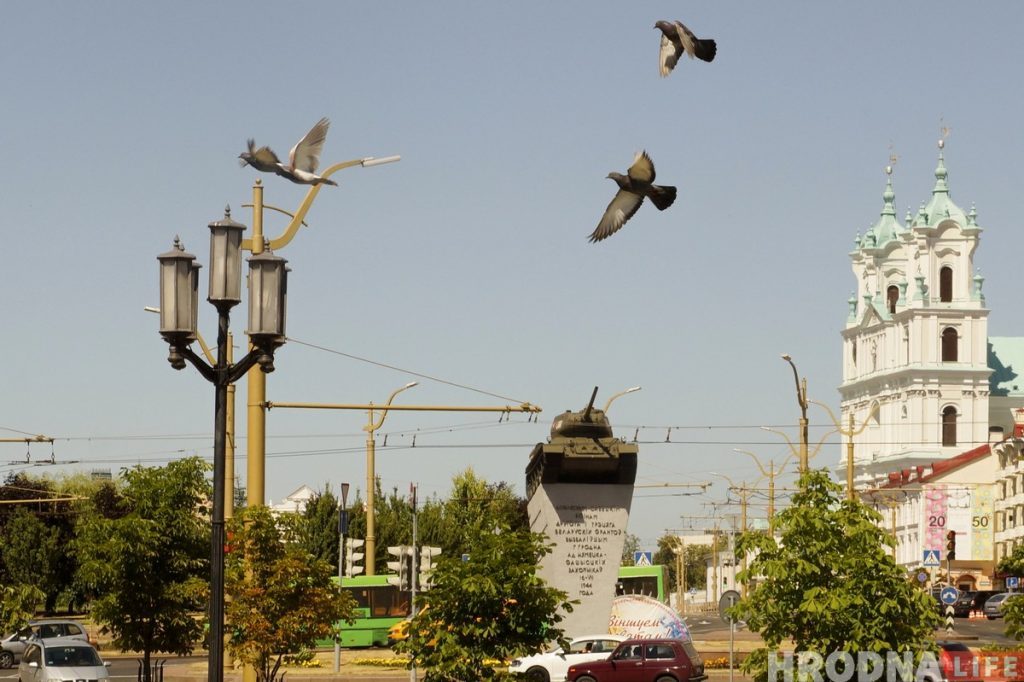 Танк на Савецкай плошчы падсвятліць ілюмінацыяй да Дня горада