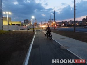 Фотафакт. У Гродне адкрылі першую сапраўдную веласцежку