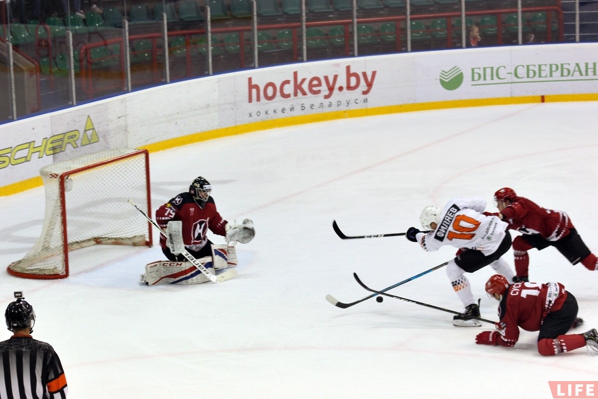 "Нёман" у першым хатнім матчы чэмпіянату разграміў "Шахцёр"