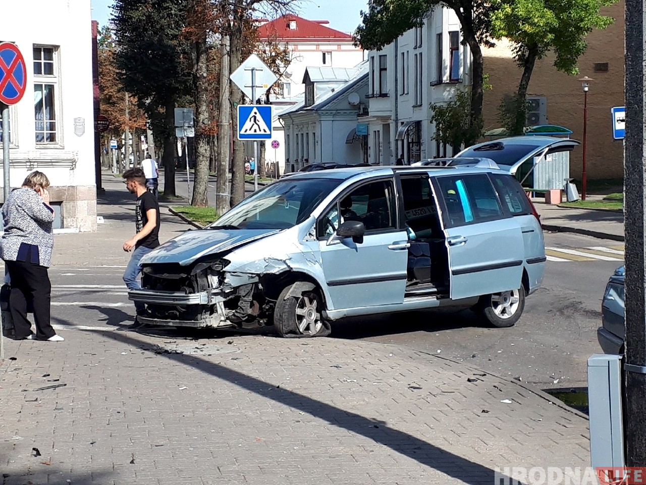 На Леніна сутыкнуліся два аўтамабілі. Ёсць пацярпелыя