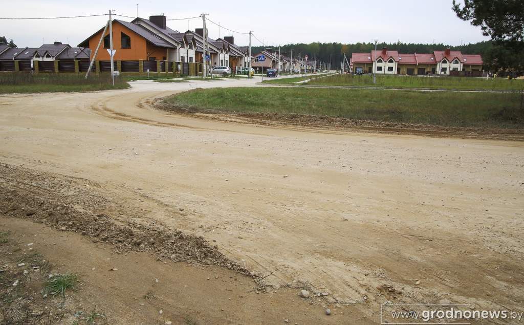 Да Ласосна-4 пракладуць пешаходную дарожку і правядуць асвятленне