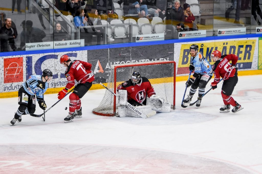 Кантынентальны кубак: "Нёман" праграў гаспадарам, але яшчэ мае шанцы каб быць першым