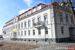 Сямашка адкрывае свой новы "Палац" у цэнтры Гродна Сямашка адкрывае свой новы "Палац" у цэнтры Гродна