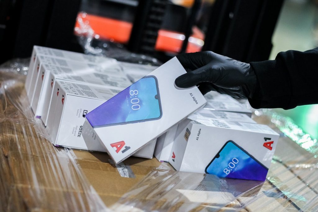 А1 дасць беларускім медыкам безліміт сувязі і смартфоны для барацьбы з COVID-19 бясплатна