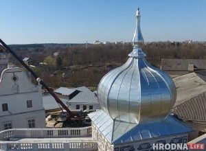 Экскурсія (вакол) аднаго дома. Купал Старога замка