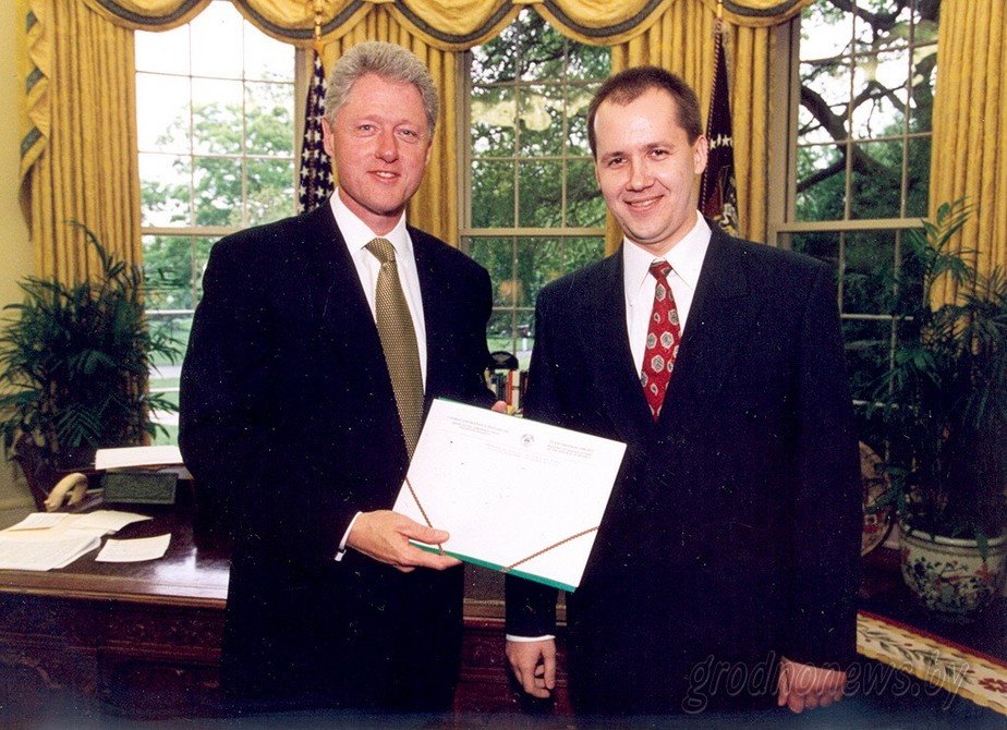 Валерий Цепкало и Билл Клинтон, кандидат в президенты Валерий Цепкало