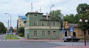 Чатыры дамы ў Новым свеце выстаўлены на аўкцыён. Што там можа з'явіцца?