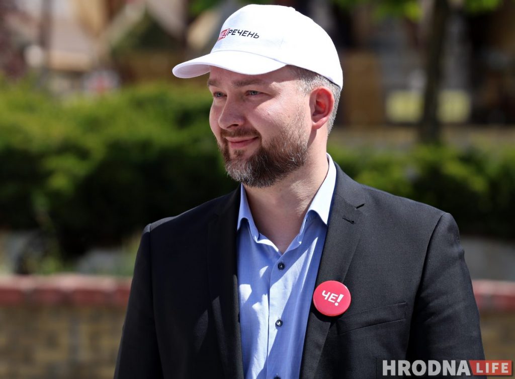 "Прыйшоў час ЧЕ?» У Гродне Сяргей Чэрачэнь распавёў, з чым ідзе на выбары