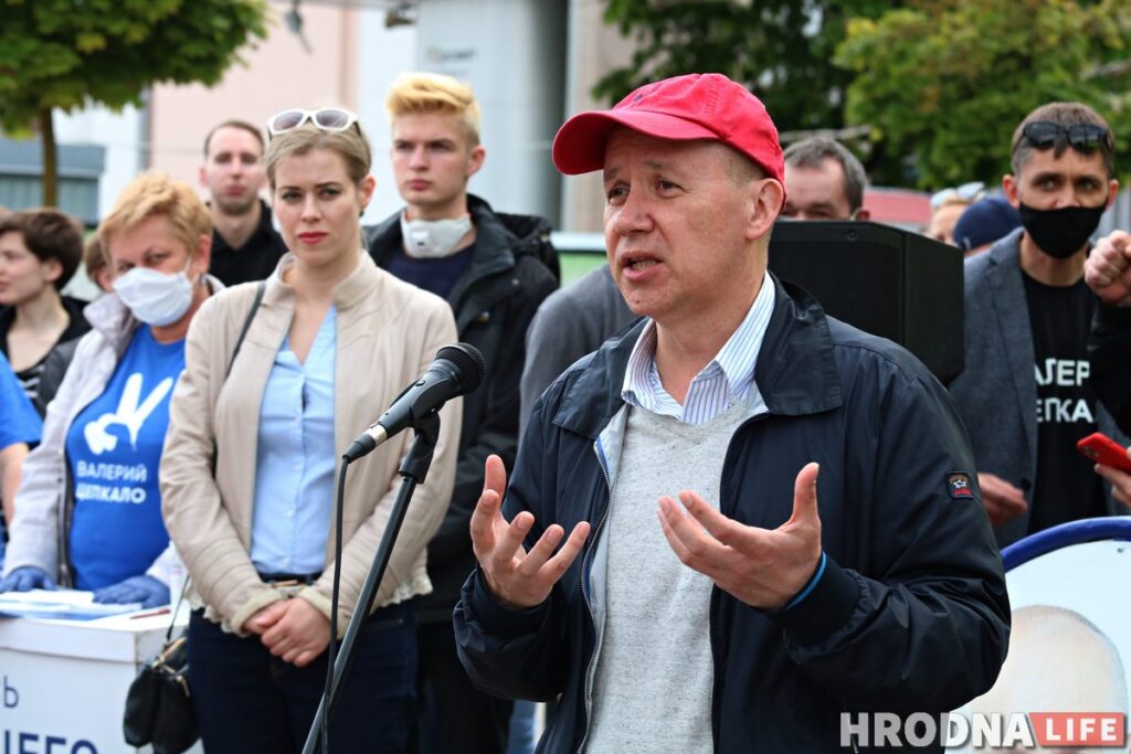 5 000 чалавек у Гродзенскай вобласці звярнуліся да Цапкалы, каб пацвердзіць подпіс