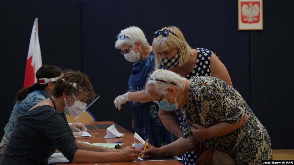 Прэзідэнцкія выбары ў Польшчы: будзе другі тур, засталіся двое Прэзідэнцкія выбары ў Польшчы: будзе другі тур, засталіся двое