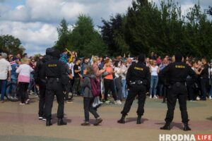 Молитва и разгон акции. Как протестовали в Гродно 31 августа