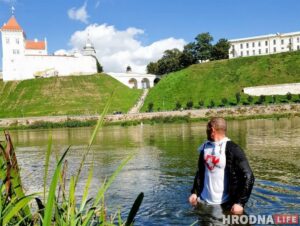 Севярынец ускрыў сабе вены ў карцары. Ён пратэстуе супраць катаванняў