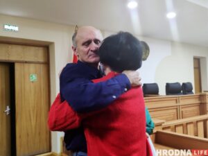 За ўдар у сцягно сілавіку пенсіянеру ў Гродне прысудзілі два з паловай гады без накіравання ў папраўчыя ўстановы